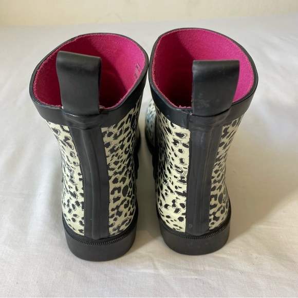 Capelli New York Rain Boots size 8 Leopard Animal Print Buckle Detail RBT-4003 - Picture 3 of 9